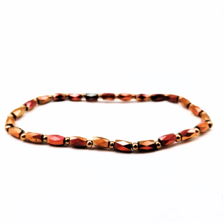 Bransoletka z czerwono-złotych kryształków – elegancka biżuteria handmade na prezent, idealna do wyrazistych i kobiecych stylizacji