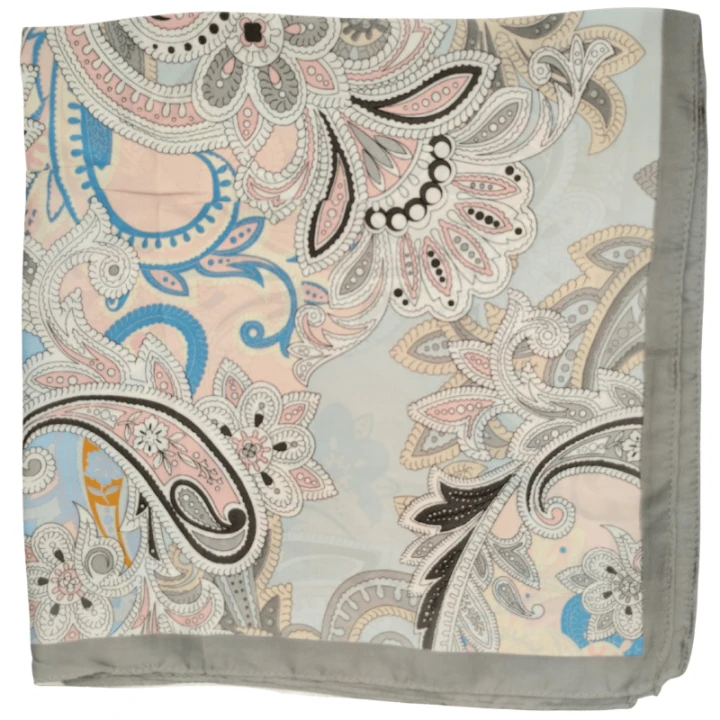 Apaszka pudrowy paisley1.png